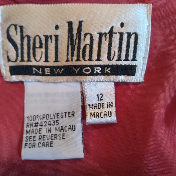 Dress - Picture 4 of 4